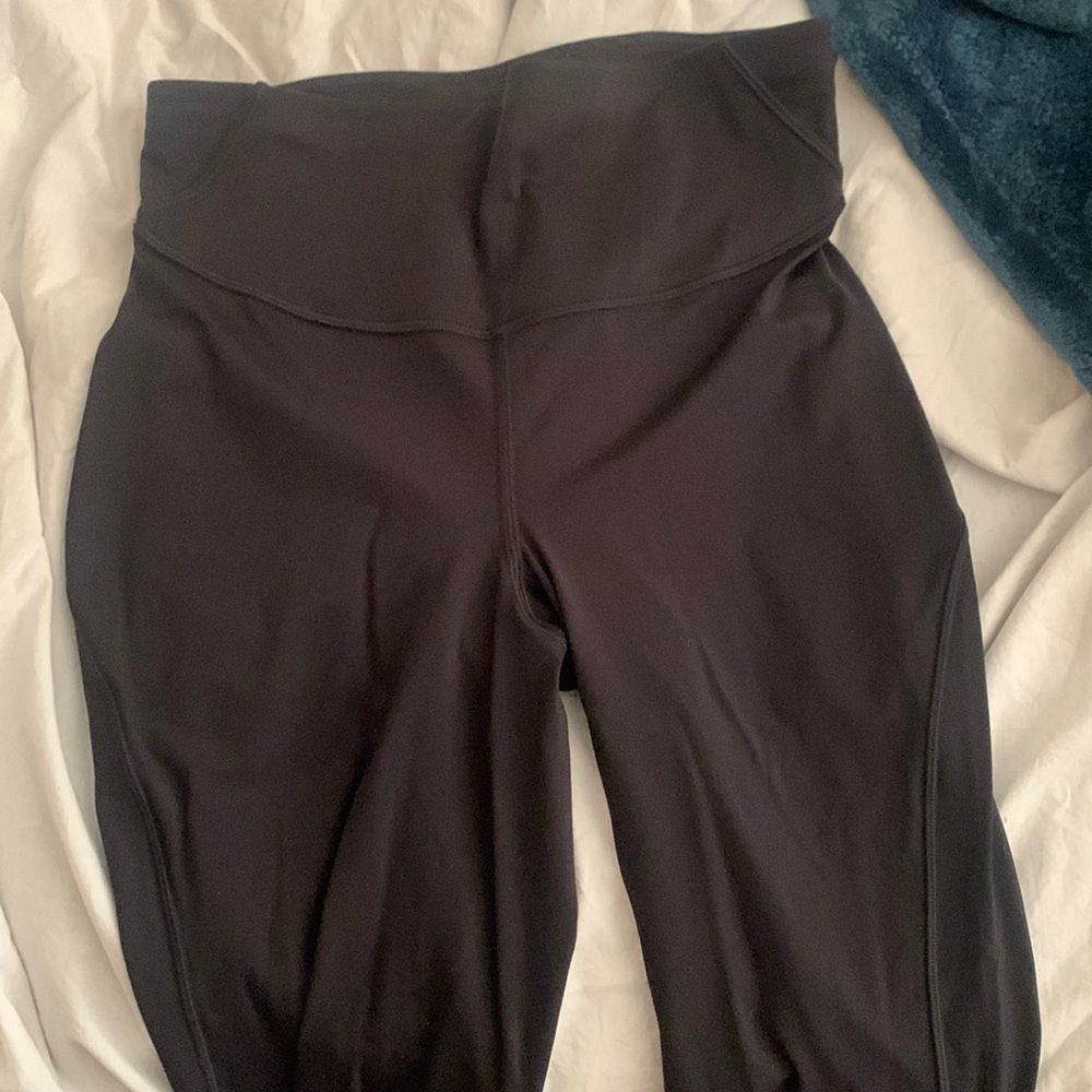 Lululemon base pace leggings 28”